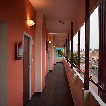 Ak Sea View Residency Hotel Pondicherry Exterior foto